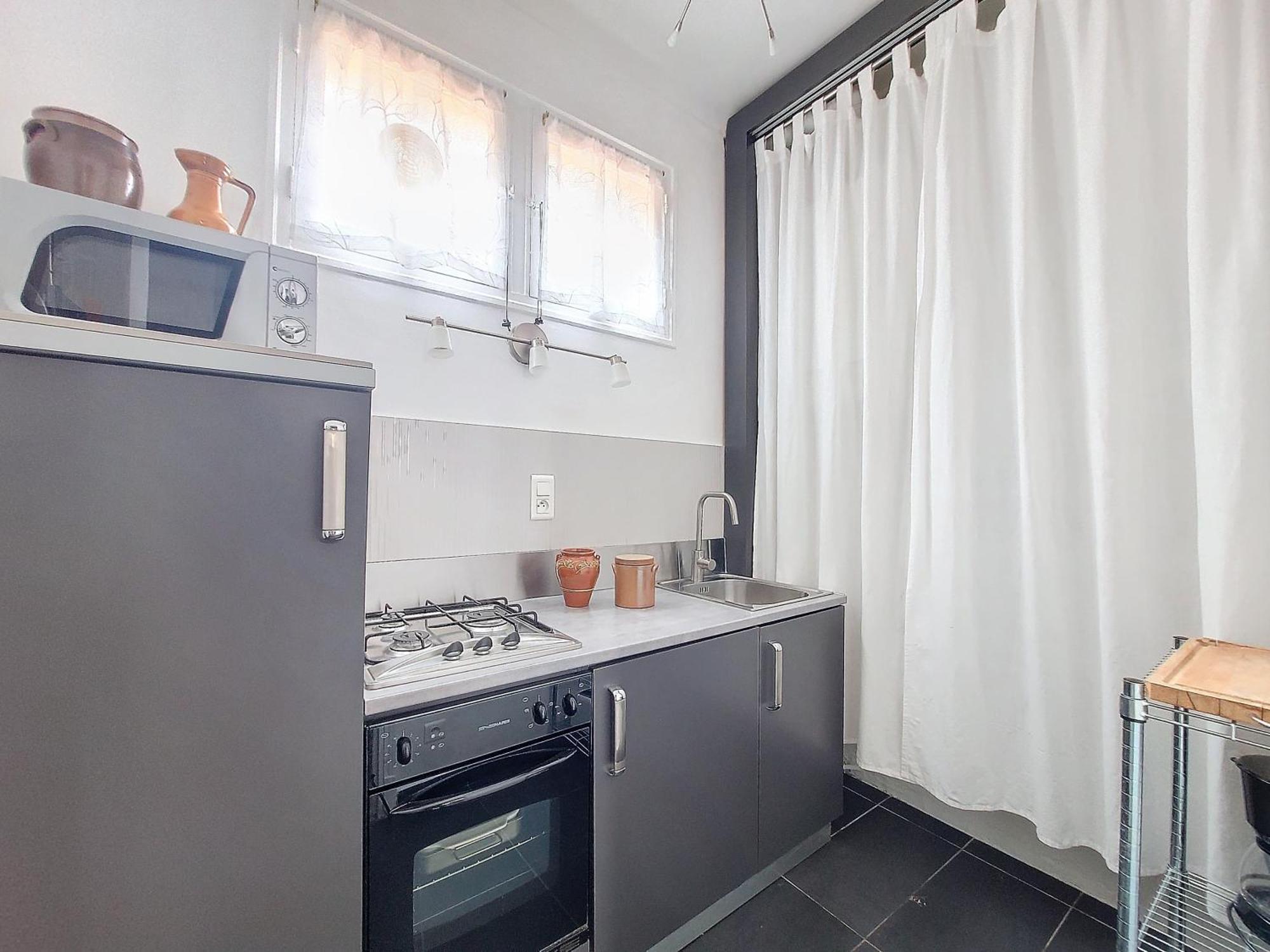 Nestor&jeeves - Provencal - - Near